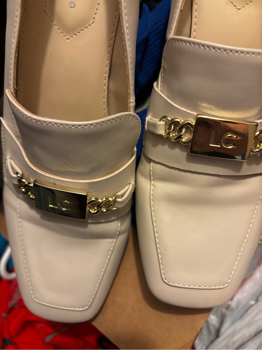 Liz Claiborne Cream Leather Loafers with Gold Chain Plaque